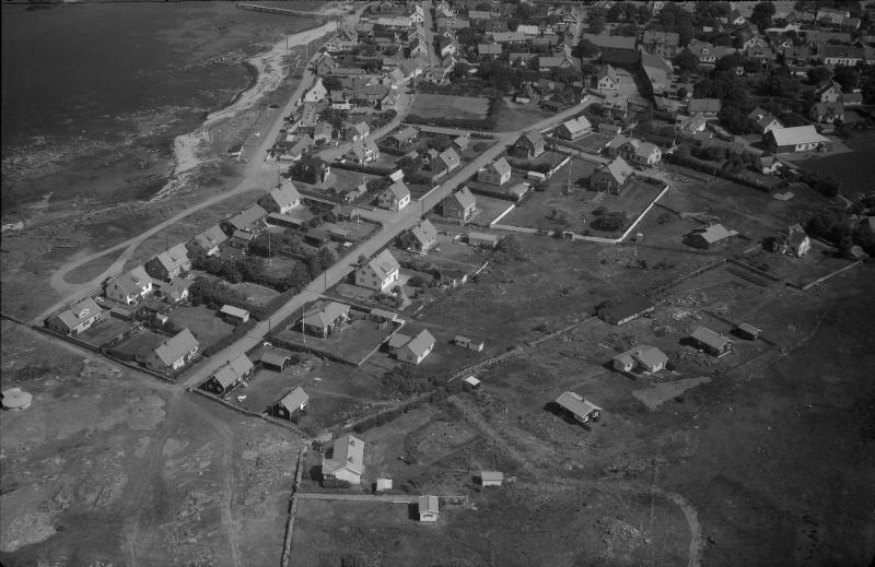 Flygfoto över Ydrehall 1961. Bebyggelsen har successivt vuxit söder- och österut. Gränsen för området söderut är idag ungefär vid fotografiets nedre kant. (Källa: Kulturen i Lund)